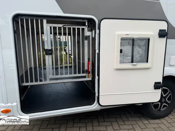 Fahrzeugbild Laika Kosmo 909-Aut-Solar-Luftfeder.-Backofen-Ahk #8