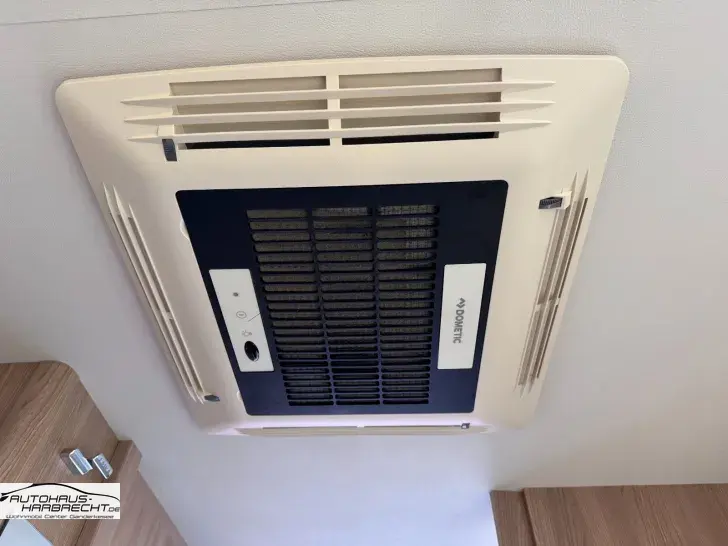 Fahrzeugbild Laika Kosmo 909-Aut-Solar-Luftfeder.-Backofen-Ahk #31
