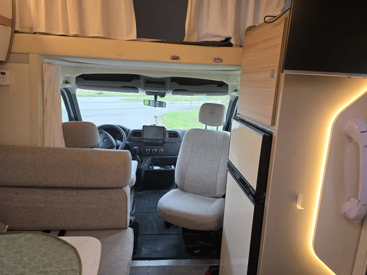 Fahrzeugbild Ahorn Camp Canada AD RENAULT Master Diesel Euro 6, #6