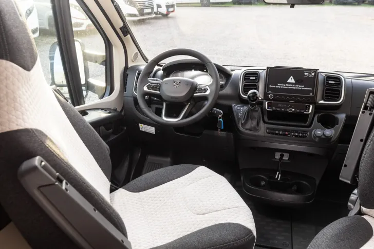 Fahrzeugbild Crosscamp EXPDN 7.0 E Peugeot *Modell 2027** #20