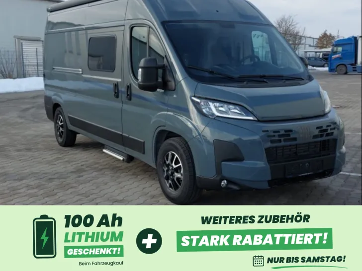 Fahrzeugbild Carado pro CV 602 Längsbetten / Rahmenfenster / PRO #1