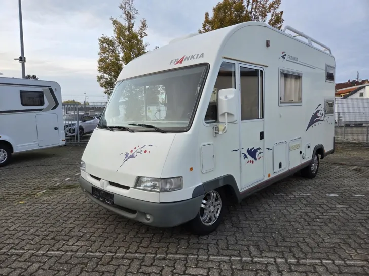 Fahrzeugbild Frankia I 600 #3