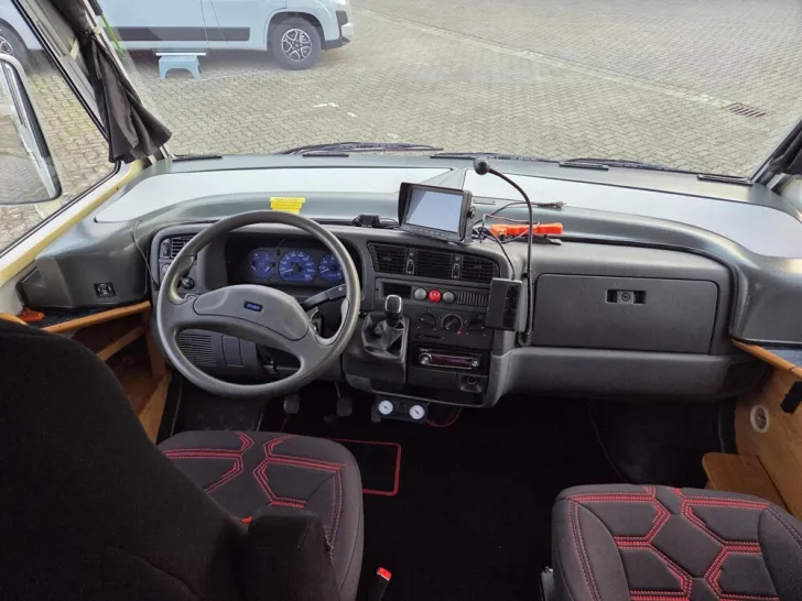 Fahrzeugbild Frankia I 600 #10