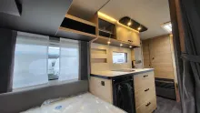 Etagenbetten Weinsberg CaraOne 420 QD 3 x Pakete Auf. 1350 kg