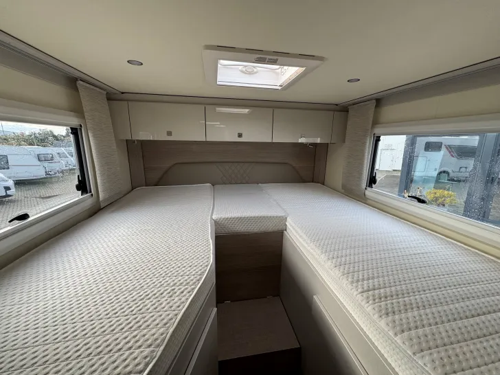 Fahrzeugbild Bürstner Lineo T 690 G 155 PS - Automatik - 15.000 km #10