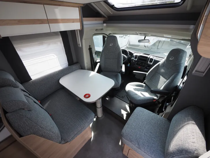 Fahrzeugbild Dethleffs Just Camp T 7052 EB, Mietflotten-Abverkauf ! #5