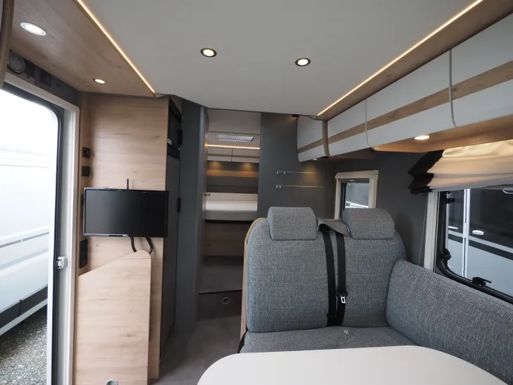 Fahrzeugbild Dethleffs Just Camp T 7052 DBM, SAT/TV, Abverkauf ! #6