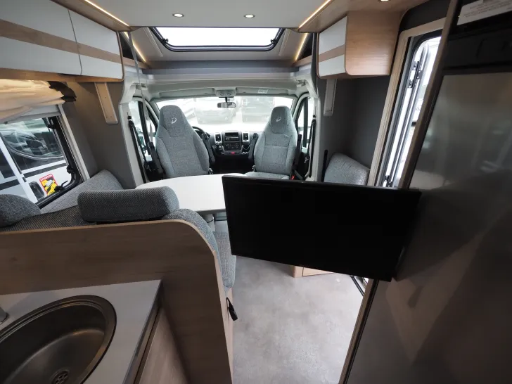 Fahrzeugbild Dethleffs Just Camp T 7052 DBM, SAT/TV, Abverkauf ! #8
