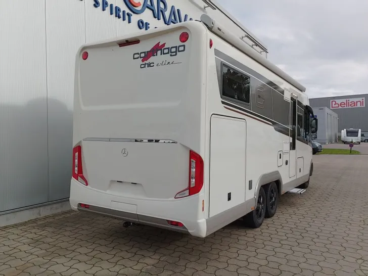 Fahrzeugbild Carthago chic e-line I 50 LE DA aus Vermietflotte #3