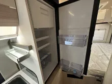 Fahrzeugbild Eura Mobil Van 595 HB Mondial-, Prestige Paket Sitzheizung #9