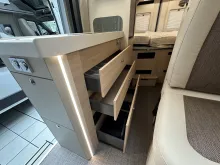 Fahrzeugbild Eura Mobil Van 595 HB Mondial-, Prestige Paket Sitzheizung #10