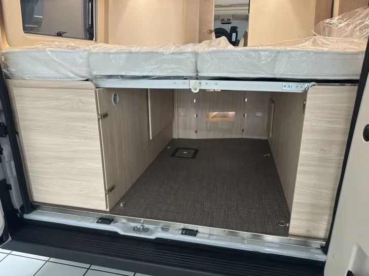 Fahrzeugbild Eura Mobil Van 595 HB Mondial-, Prestige Paket Sitzheizung #15