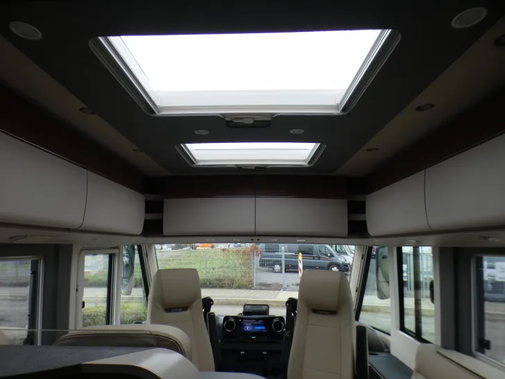 Fahrzeugbild Carthago chic c-line I 5.9 XL LE #13