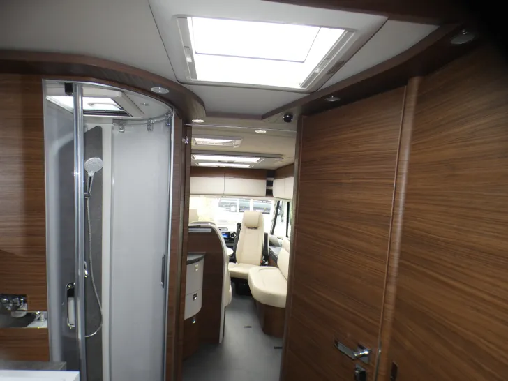 Fahrzeugbild Carthago chic c-line I 5.9 XL LE #25