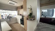 Sicht vorne-hinten LMC e:dero 400 C
