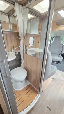 Fahrzeugbild Hymer Camper Van Yellowstone Lifepo Dieselheizung Solar #13