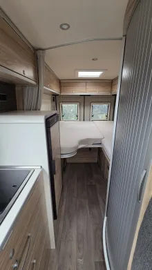Fahrzeugbild Hymer Camper Van Yellowstone Lifepo Dieselheizung Solar #7