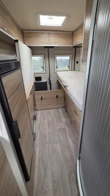 Fahrzeugbild Hymer Camper Van Yellowstone Lifepo Dieselheizung Solar #11