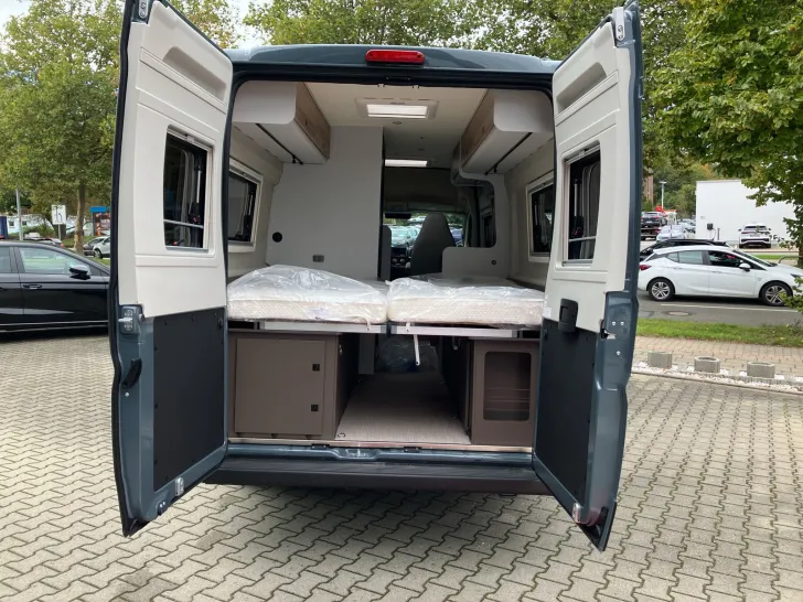 Fahrzeugbild Bürstner B66 640 C MARKISE+KAMERA+AUTOMATIK #29