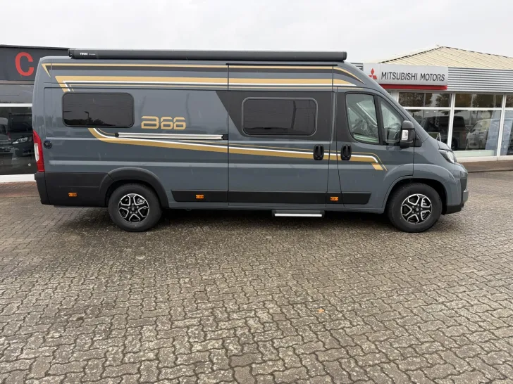 Fahrzeugbild Bürstner B66 C 640 #21
