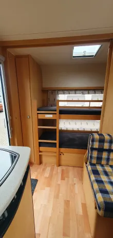 Fahrzeugbild Dethleffs Camper 540 SK Nr. 102 -Etagenb., franz. Bett #9