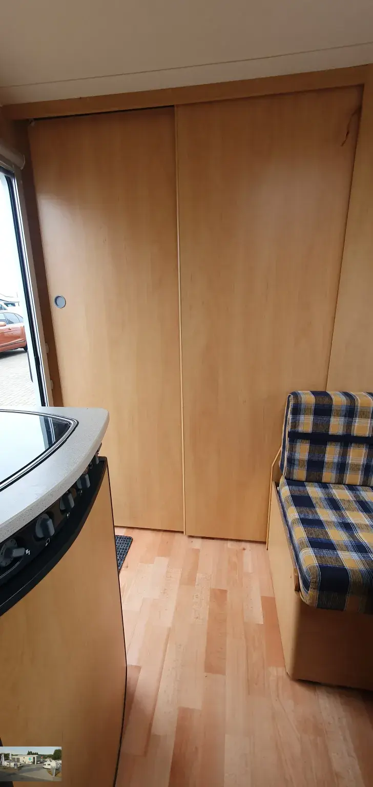 Fahrzeugbild Dethleffs Camper 540 SK Nr. 102 -Etagenb., franz. Bett #10