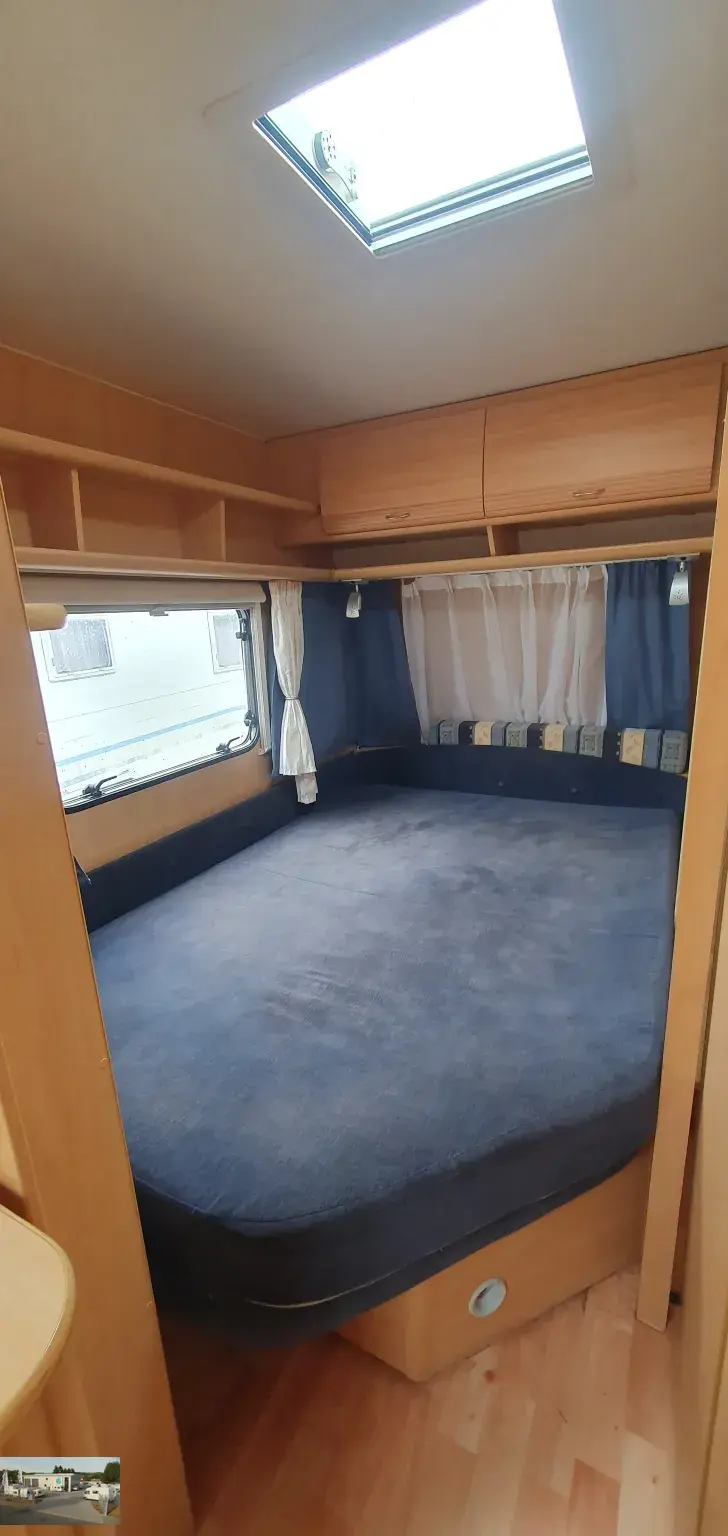 Fahrzeugbild Dethleffs Camper 540 SK Nr. 102 -Etagenb., franz. Bett #21
