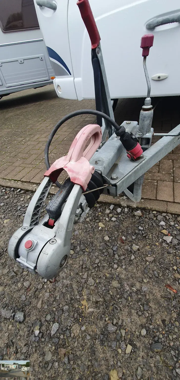 Fahrzeugbild Dethleffs Camper 540 SK Nr. 102 -Etagenb., franz. Bett #33