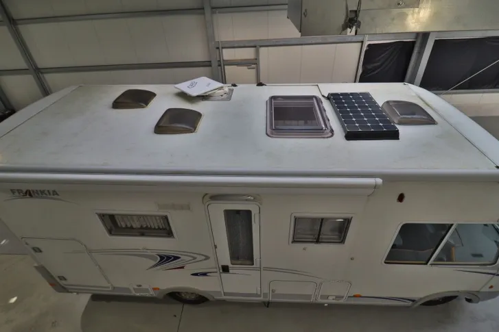Fahrzeugbild Frankia Holiday Class I 680 / Hubbett / 2x Klima #6