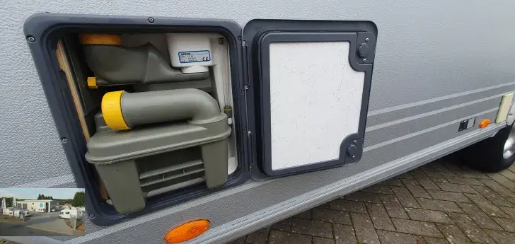 Fahrzeugbild Kip Grey Line 53 TDB Spezial Nr. 101 - Autark, franz. Bett #35