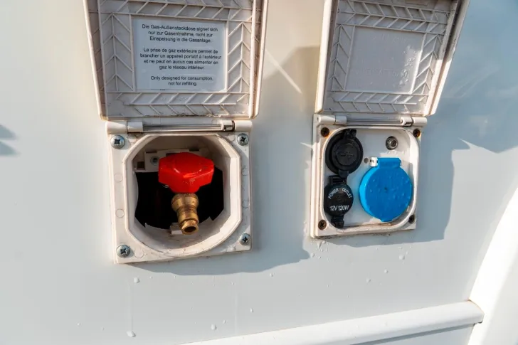 Fahrzeugbild Bürstner Nexxo T685 55 *Automatik*2xSolar*2xKlima*AHK* #7