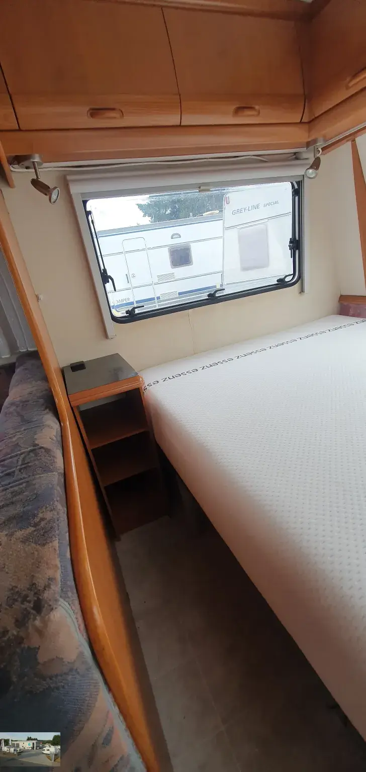 Fahrzeugbild Hobby Excellent 550 TKM Nr. 104 - Etagenb., Doppelbett #19