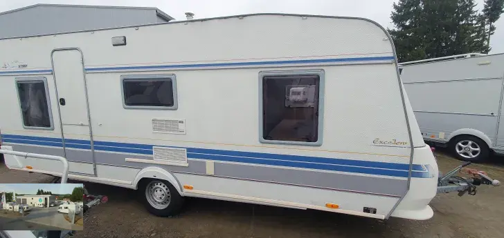 Fahrzeugbild Hobby Excellent 550 TKM Nr. 104 - Etagenb., Doppelbett #30