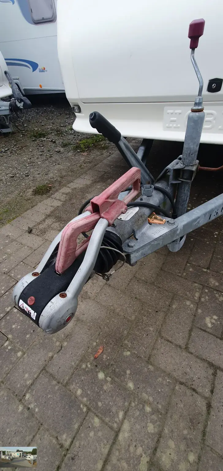 Fahrzeugbild Hobby Excellent 550 TKM Nr. 104 - Etagenb., Doppelbett #32