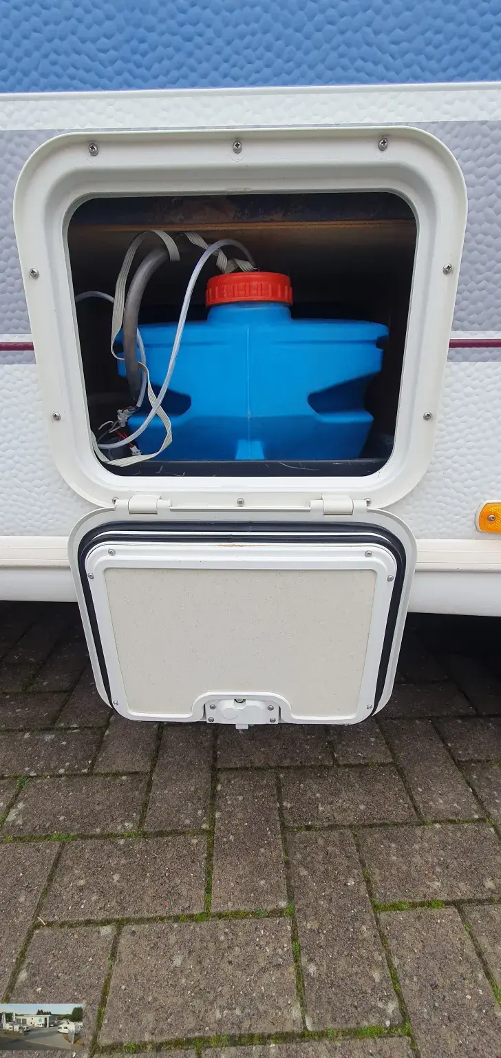 Fahrzeugbild Hobby Excellent 550 TKM Nr. 104 - Etagenb., Doppelbett #34