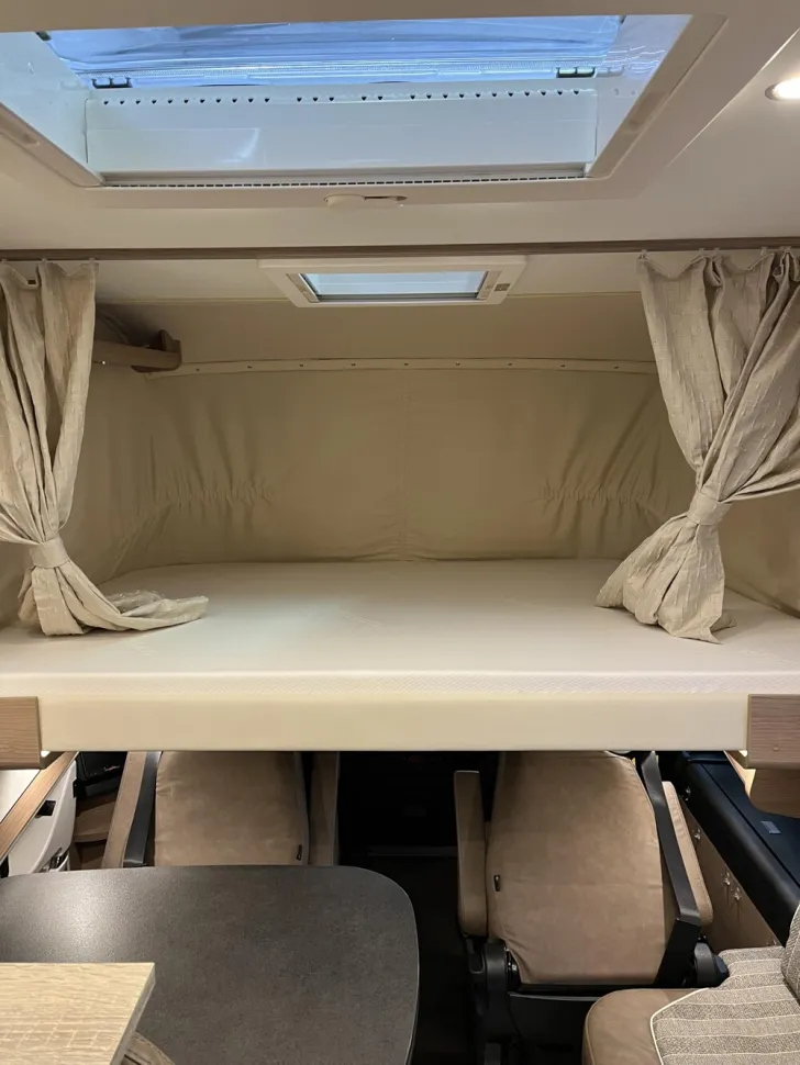 Fahrzeugbild Malibu I 440 LE #30