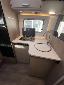 Fahrzeugbild Carado T 328 #8