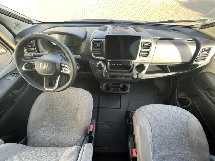 Fahrzeugbild Carado T 328 #14
