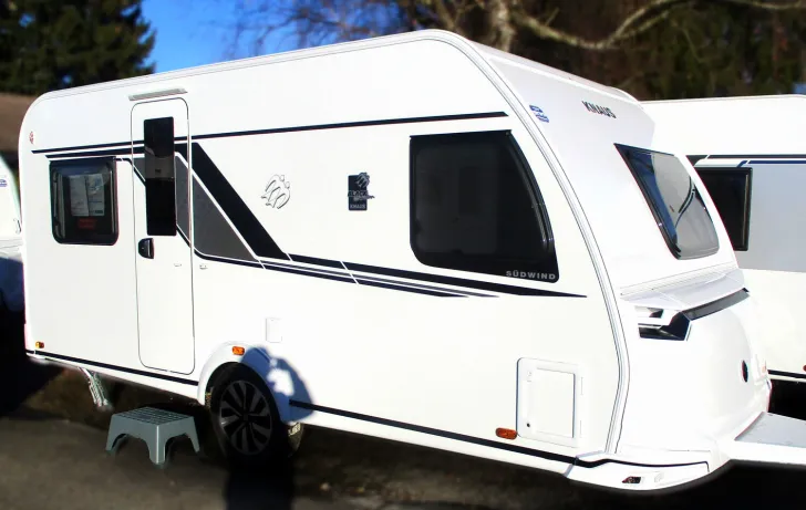 Fahrzeugbild Knaus Südwind BLACK SELECTION 450 FU #3