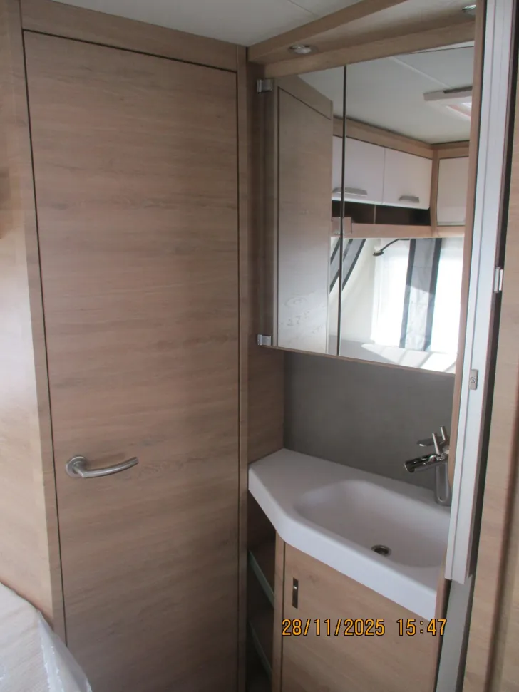 Fahrzeugbild Knaus Südwind BLACK SELECTION 450 FU #7