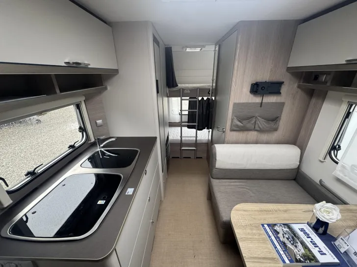 Fahrzeugbild Bürstner Premio 495 TK Stockbett/franz.Bett #4
