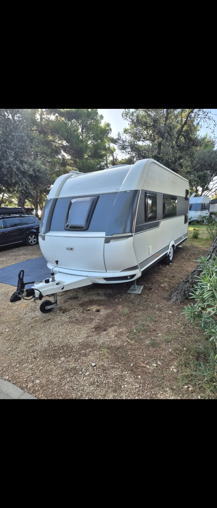 Fahrzeugbild Hobby DE LUXE EDITION 490 KMF Mover + Dachklima #1