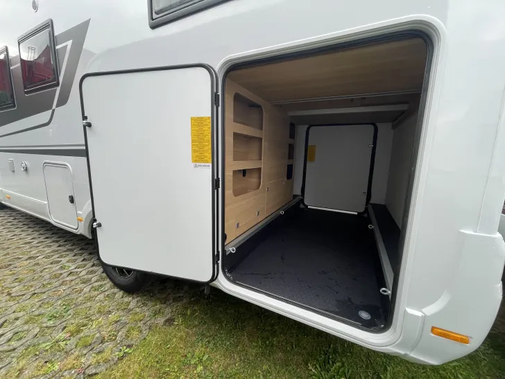 Fahrzeugbild Adria Matrix Axess 650 SL -Abverkaufstück mit Hubbett #15