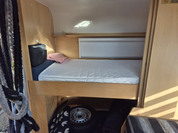 Fahrzeugbild Dethleffs Camper 540 SK Gepflegt und etagenbett umgeba #3