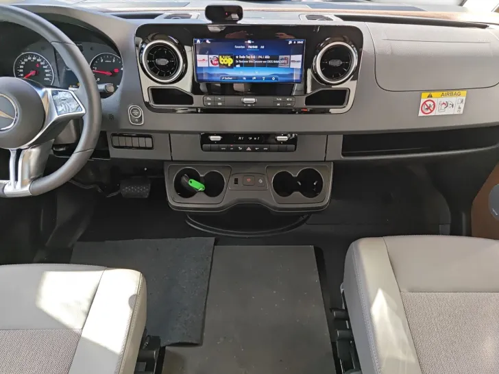 Fahrzeugbild Carthago chic c-line I 4.9 LE L Mercedes #9