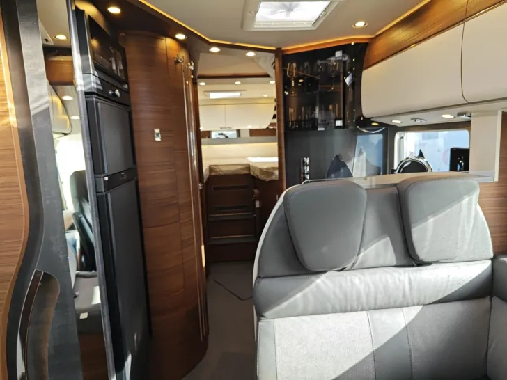 Fahrzeugbild Carthago chic c-line I 4.9 LE L Mercedes #19