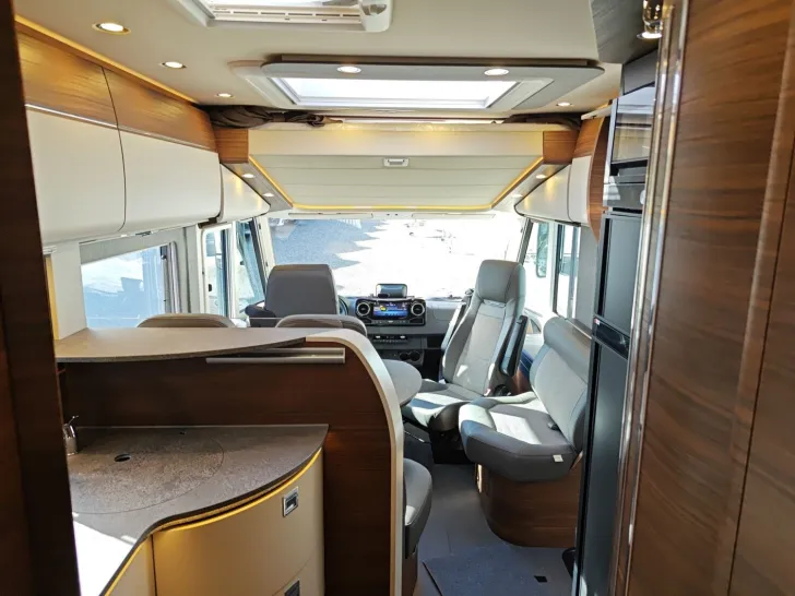 Fahrzeugbild Carthago chic c-line I 4.9 LE L Mercedes #20