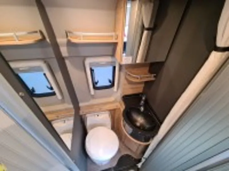 Fahrzeugbild Dethleffs Globetrail Advantage 640 ER Fiat *Dieselheizung*Premium Ausstattung* #22