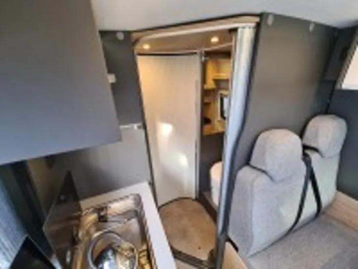 Fahrzeugbild Dethleffs Globetrail Advantage 640 ER Fiat *Dieselheizung*Premium Ausstattung* #29