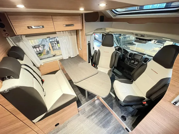 Fahrzeugbild Weinsberg CaraSuite 650 MEG EDITION [SPICY] MJ2027 #13
